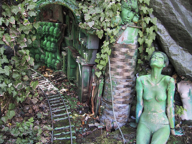 Illustration for article titled Behold The Unearthly Delights Of H.R. Giger's Personal Sculpture Garden